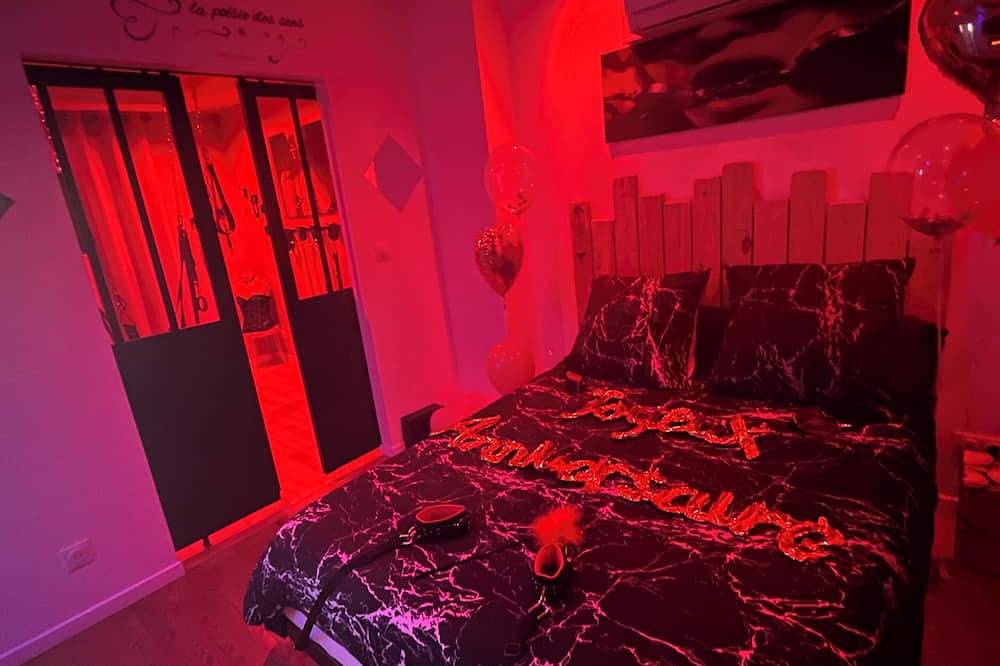 Love Room La Maison des Plaisirs in Champigny (Yonne), Yonne