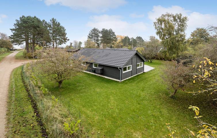 Casa de vacaciones para 6 personas con jardín in Bønsvig Strand, Præstø