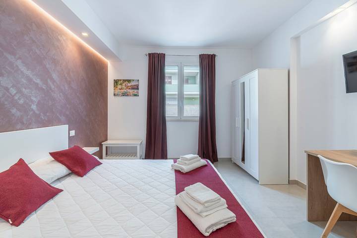 Aura B&B - Double Room with Private Bathroom in Pachino, Syracuse Province