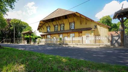 Gîte pour 11 personnes, avec terrasse et jardin à Méry-sur-Seine