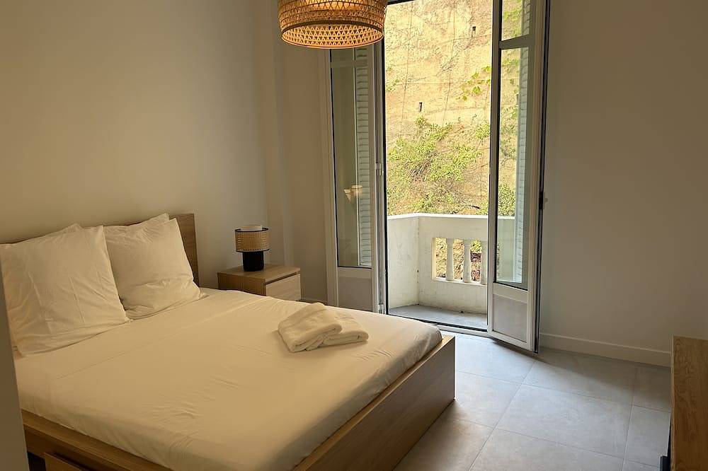Ganze Wohnung, Oasis Palais, city centre, 1 bed in Beausoleil, Nizza und Umgebung