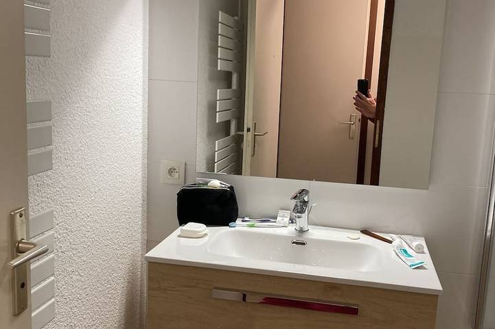 Appartement entier, Studio cabine 27 m2 4 personnes 1er étage Balcon Parking couvert 100m Télécabine in Les Contamines-Montjoie, Pays du Mont-Blanc