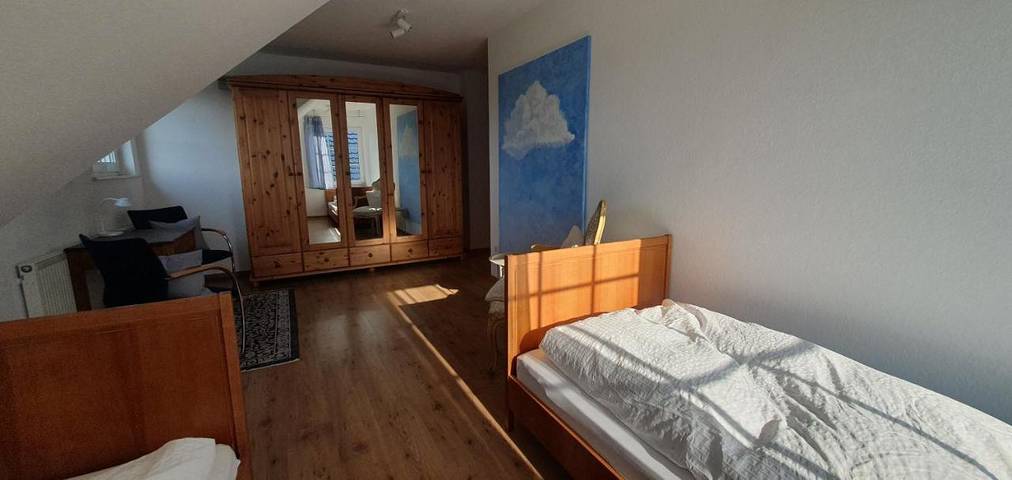 Ferienwohnung für 5 Personen, mit Terrasse und Garten in Celle
