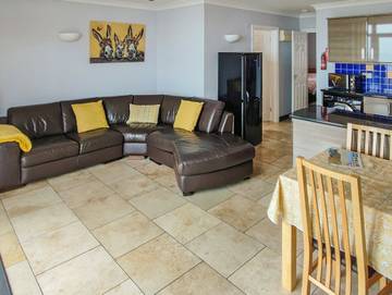 Holiday Home for 4 People in Carmarthenshire, South-Wales, Photo 2