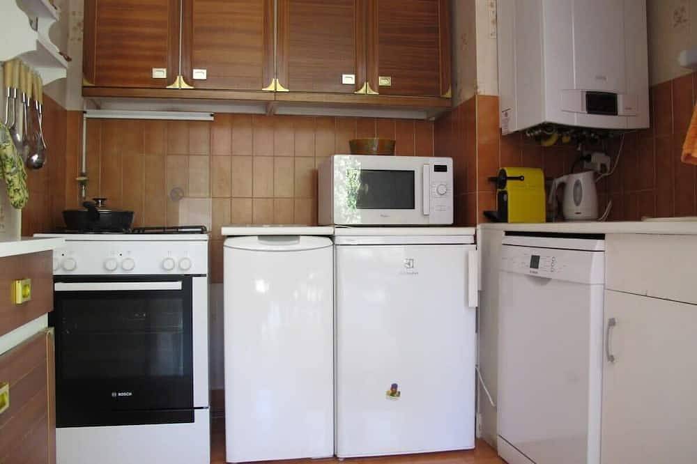 Ganze Wohnung, Bel appartement F2 proche mer et commerces in Agay, Saint-Raphaël