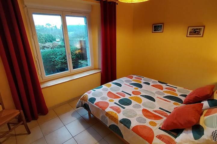 Gîte pour 4 personnes, avec jardin à Goulien - 3