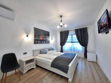 Gîte pour 2 personnes, avec jardin et vue dans Deva (Roumanie)
