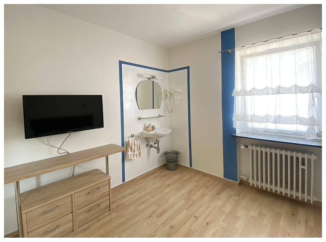 Ganze Ferienwohnung, Einzelzimmer (Zimmer Nr.:1) in Waldbreitbach, Rheinland-Pfalz