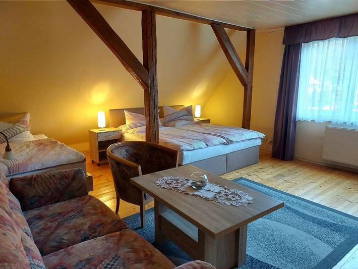 Ferienwohnung für 7 Personen, mit Terrasse und Garten in Korswandt