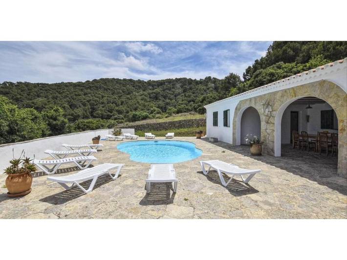 Location de vacances pour 8 personnes, avec terrasse et piscine à Mercadal - 3