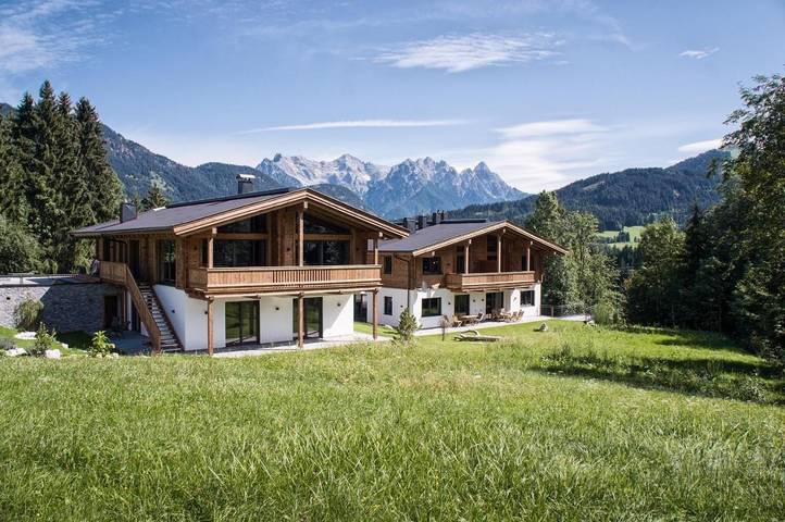 Hütte für 6 Personen, mit Terrasse und Garten sowie Ausblick in Fieberbrunn