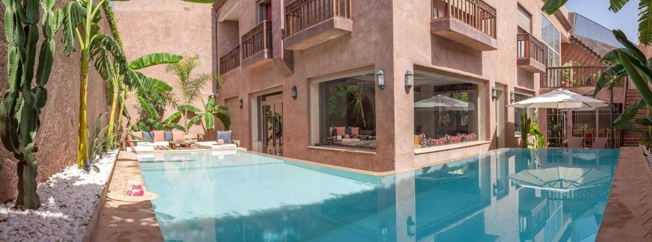 Maison d’hôte pour 3 personnes, avec sauna et jardin ainsi que piscine et vue à Marrakech