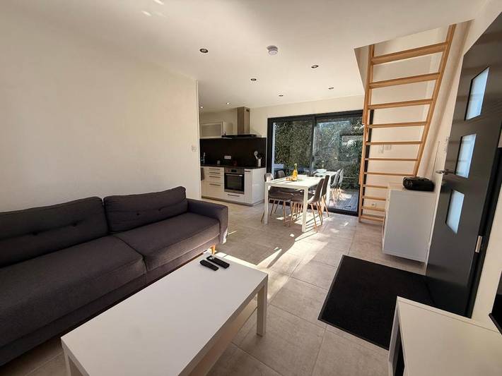 Location de vacances pour 4 personnes, avec Terrasse et Jardin dans Le Cabellou