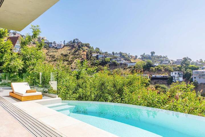 Chalet para 8 personas, con piscina - 1