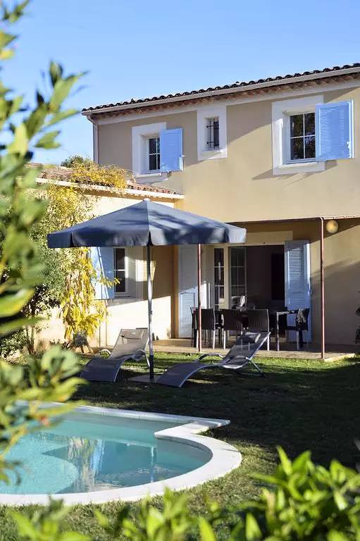 Location de vacances pour 8 personnes, avec jardin à Saint-Saturnin-lès-Apt - 3