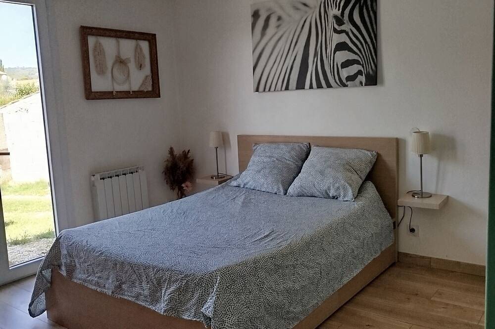 Chambre du bonheur suite privée / jacuzzi (en option) in Clarensac, Région de Nîmes