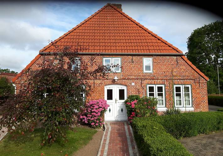 Ferienhaus für 8 Personen, mit Terrasse und Garten in Witzwort