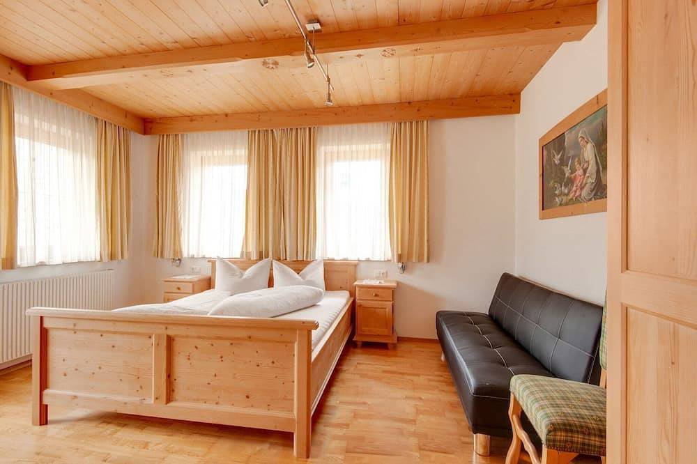 Ganze Wohnung, Wohnung in Hainzenberg nahe Skipisten in Hainzenberg, Zillertaler Alpen