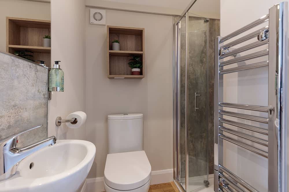 Apartamento entero, Deep in the Cheshire countryside, with only the bulrushes and birds for company, is this incredible in Cheshire West and Chester