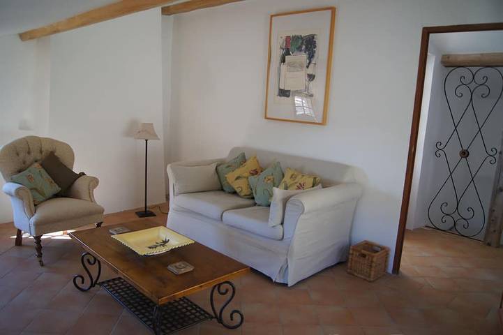 Location de vacances pour 4 personnes, avec jardin et balcon à Callas - 3