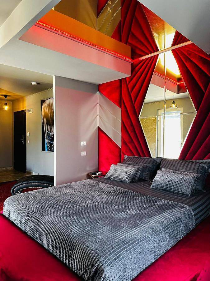 Hôtel pour 2 personnes, avec jacuzzi et balcon dans Giurgiu - 3