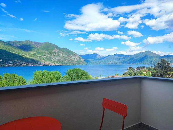 Appartamento vacanze per 4 persone, con Balcone e Terrazza nonché Giardino e Panorama in Franciacorta
