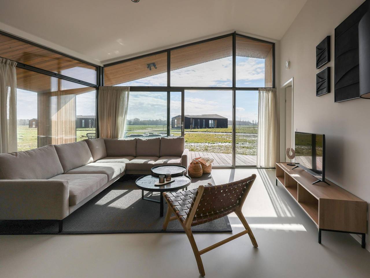 Naturhaus in der Polderlandschaft von Zeeland in Wissenkerke, Zeeuwse Kust