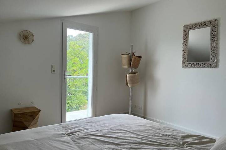 Air-conditioned villa with views, swimming pool and outdoor entertainment area. in Figari, Arrondissement de Sartène