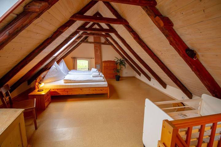 Ferienhaus für 4 Personen, mit Terrasse und Garten sowie Ausblick