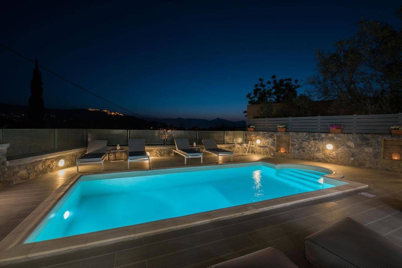 Kanathos Pigi in Aria, Nafplio
