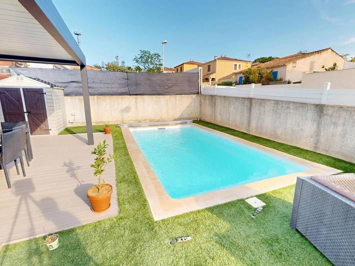 Chalet para 5 personas, con jardín y piscina - 1