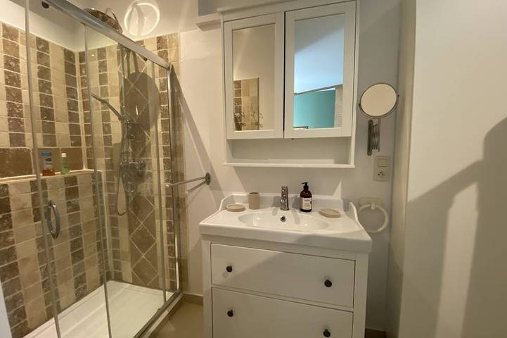 Gîte pour 2 personnes dans Office De Tourisme Du Pays Des Sorgues Et Des Monts De Vaucluse - 3