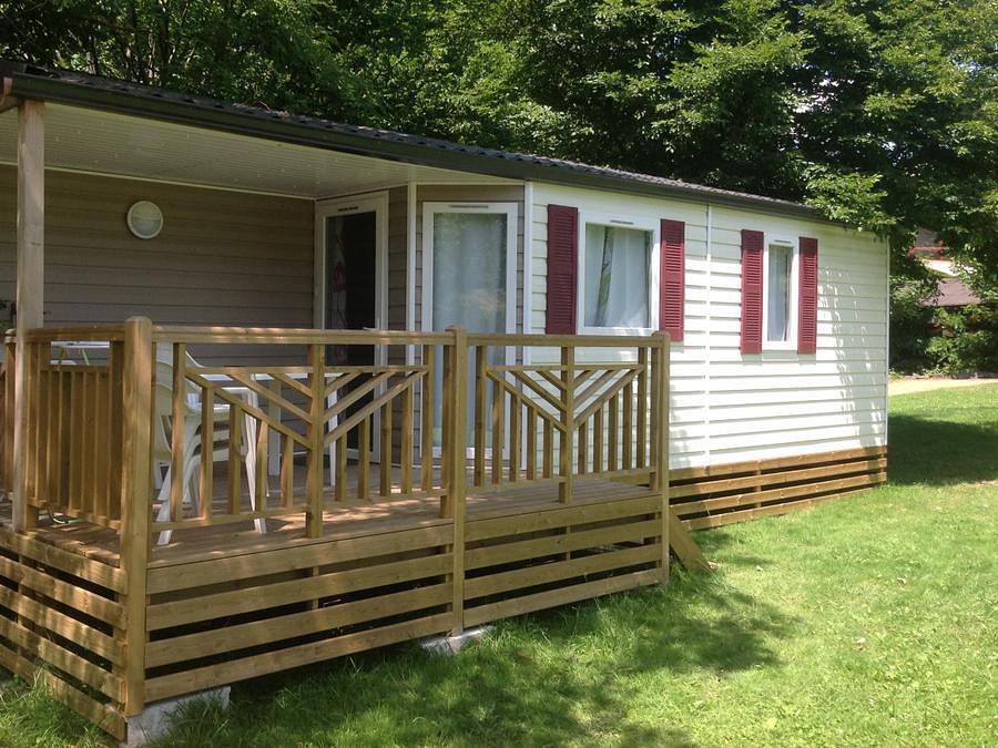 Camping d'Arpheuilles - Mobilheim 6 personen - Mobilheim 31 m² / 3 Zimmer - Halboffene Terrasse Tv 6 Pers. in Saint-Paul-de-Vézelin, Roanne und Umgebung