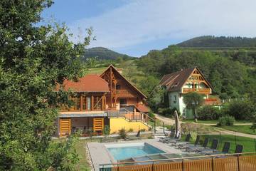 Gîte pour 6 personnes, avec terrasse et piscine à Breitenbach