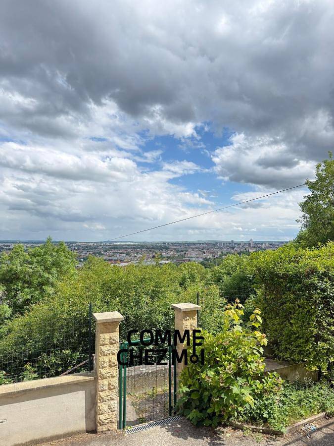 Appartement entier, Les Carrières - Appartement avec terrasse vue sur Nancy, parking Gratuit in Maxéville, Région de Nancy