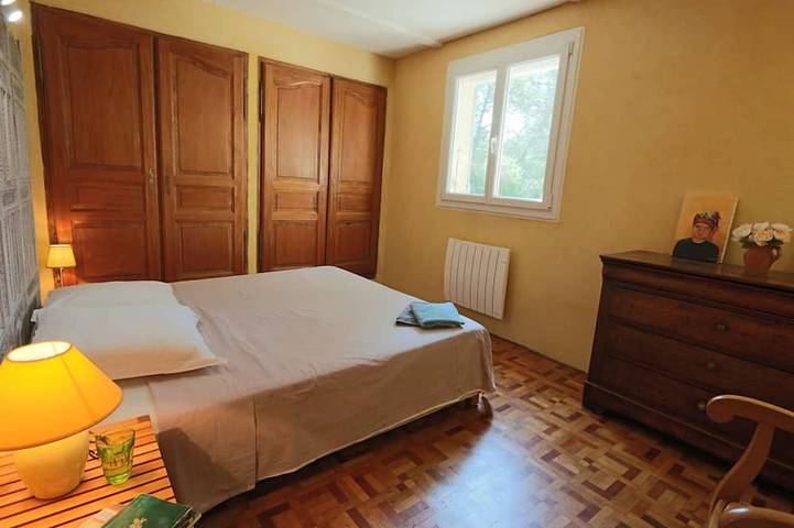 Location de vacances pour 8 personnes, avec jardin et balcon à Mimet - 2