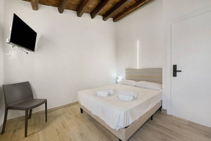 Rom for 2 personer, med Hage i Italia