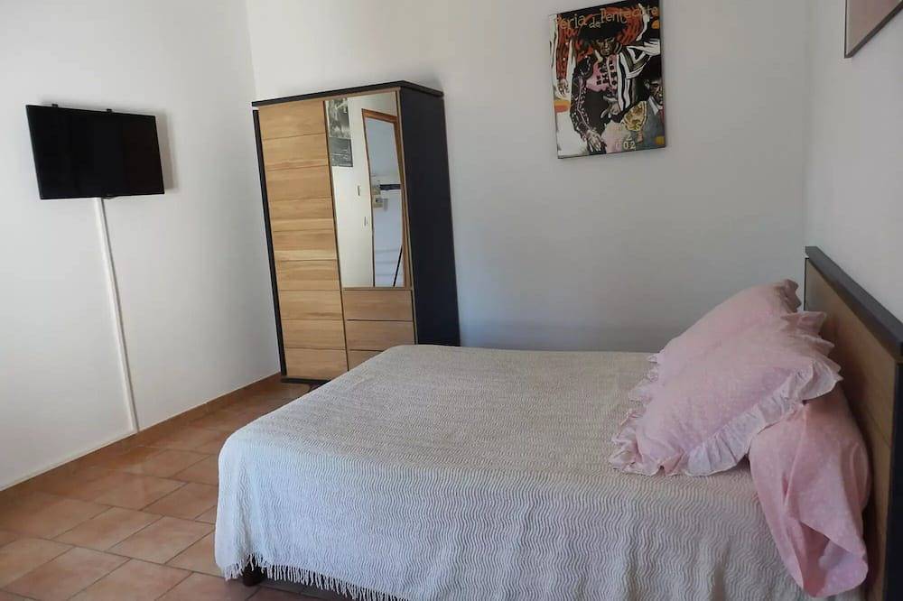Ganze Wohnung, 3-Zimmer-Wohnung für 4 Personen Stadtzentrum - 3 Zimmer 4 Personen in Saintes-Maries-de-la-Mer, Mittelmeerküste (Frankreich)
