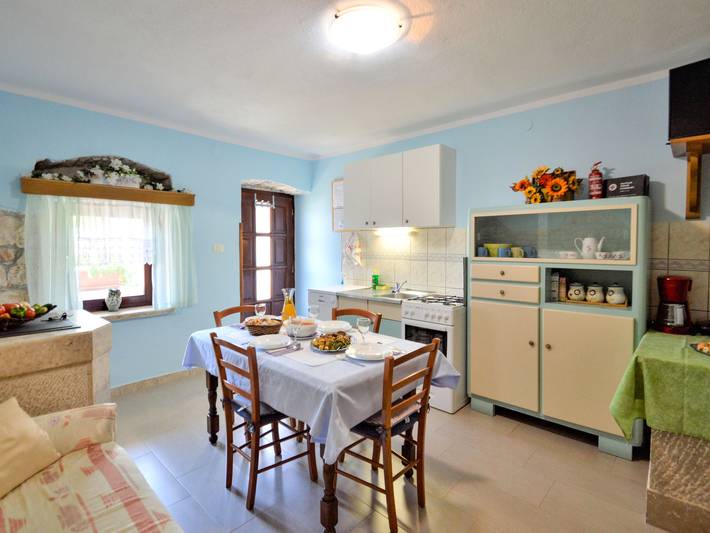 Location de vacances pour 5 personnes, avec balcon et jardin, animaux acceptés à Svetvinčenat - 3