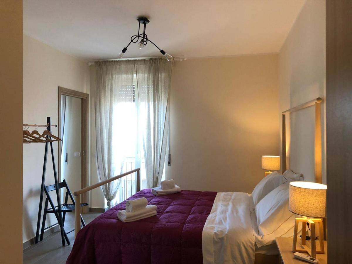 Three-Bedroom Apartment in Catania, Catania e dintorni