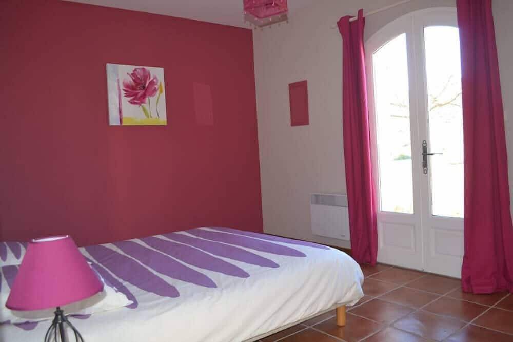 Gran villa provenzal con vista panorámica muy cerca de Vallon Pont d 'Arc in Lagorce, Ardèche