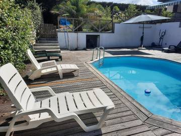 Gîte pour 8 personnes, avec piscine et jardin, animaux acceptés à Mouguerre