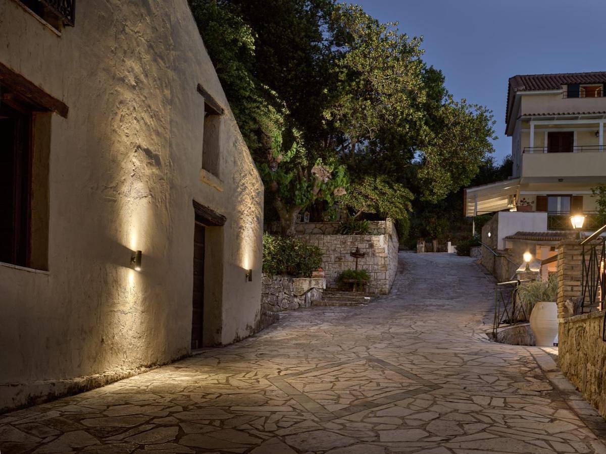 Razis Apartments in Planos, Zakynthos
