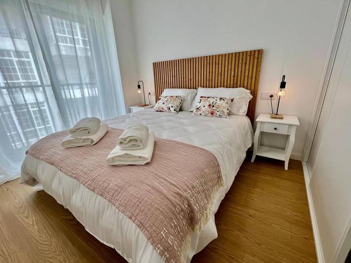 Apartamento para 6 personas, con balcón y vistas, Se admiten mascotas en Mondariz-Balneario