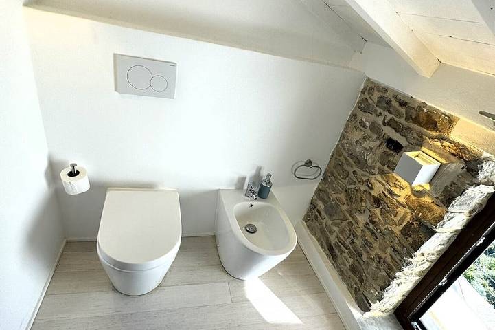 Amazing place, solarium & Hamam in Apricale, Alpi Liguri
