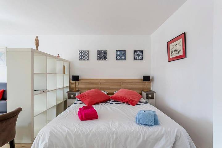 Gîte pour 4 personnes, avec Terrasse et Vue à Sainte-Foy-lès-Lyon