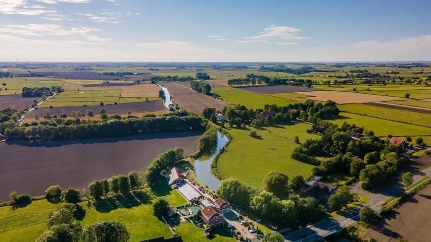 Ganze Wohnung, Ferienwohnung 'Adlerhorst' mit gemeinsamer Terrasse, Wi-Fi und Klimaanlage in Wangerland, Südliche Nordseeküste