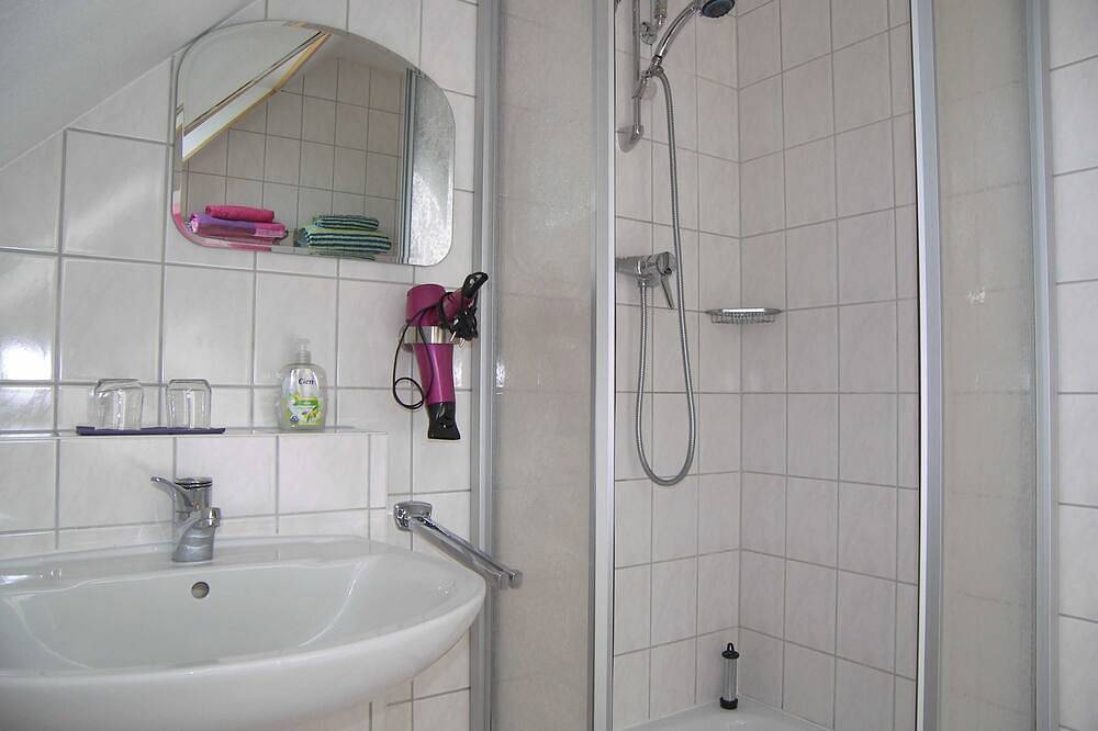 Ganze Wohnung, Ferienwohnung Gilgenast in ruhiger Lage - Ferienwohnung in Pudagla, Usedom