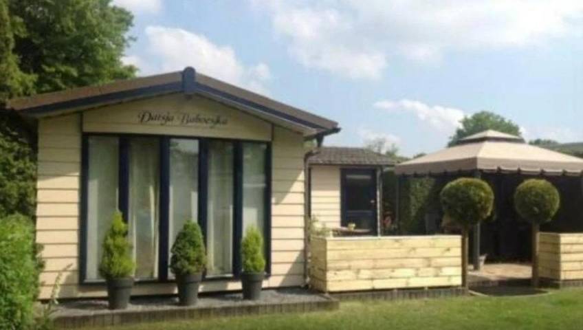 Hotel für 6 Personen, mit Whirlpool und Terrasse sowie Garten und Kinderpool