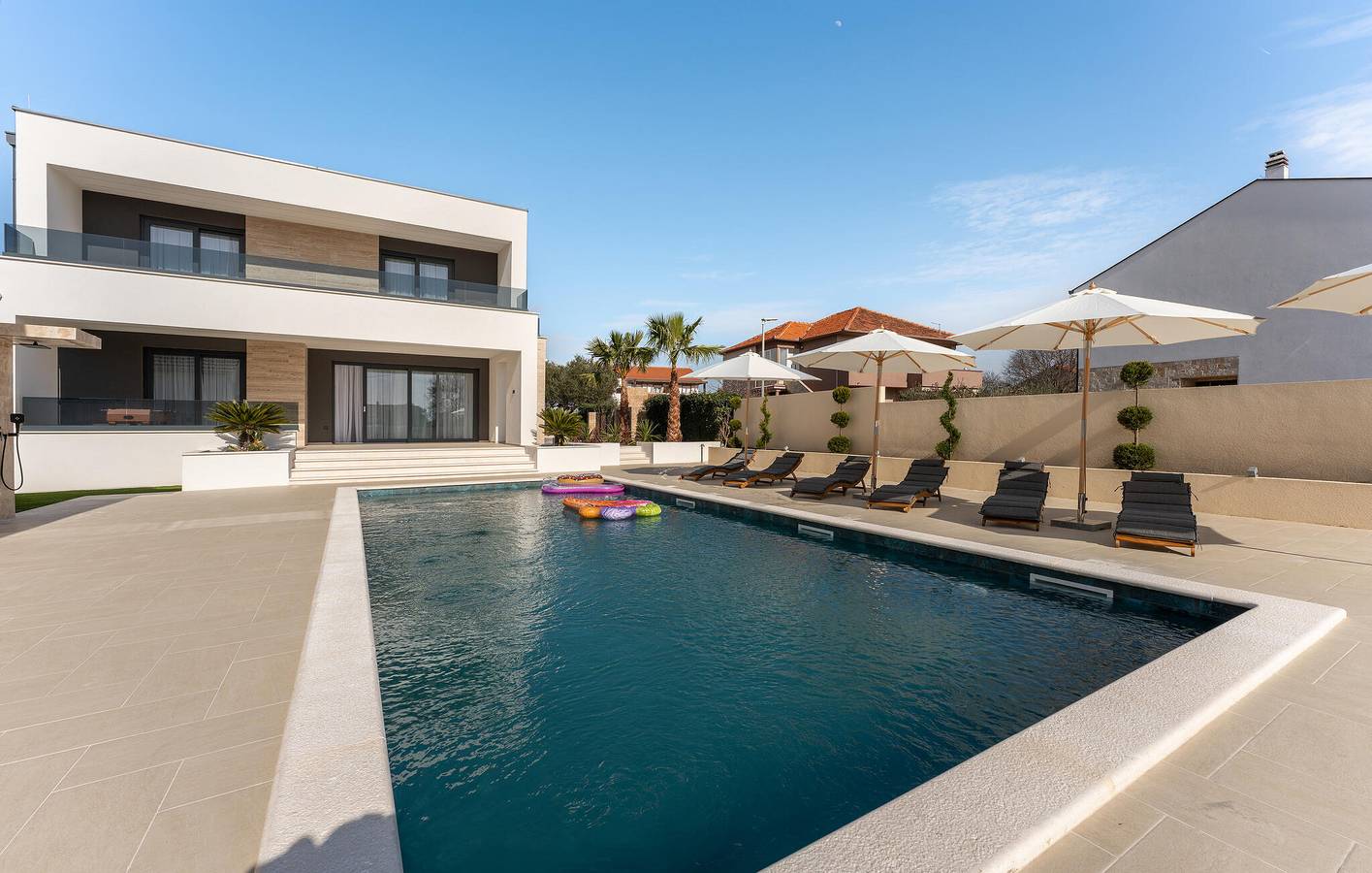 Casa vacanza a Zara a partire da 316€ a notte